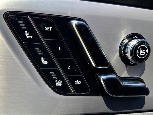 New 2026 Cadillac Vistiq Sport image 20