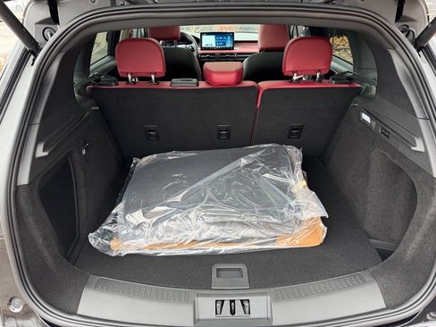 New 2026 Lincoln Corsair Reserve image 17