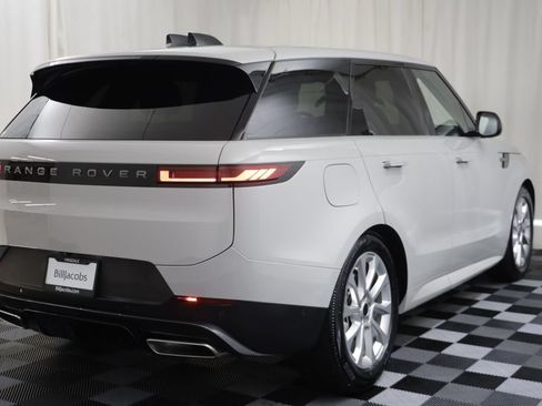 Certified 2026 Land Rover Range Rover Sport SE AWD/4WD image 17