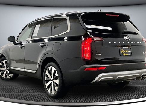 Used 2021 Kia Telluride S image 4