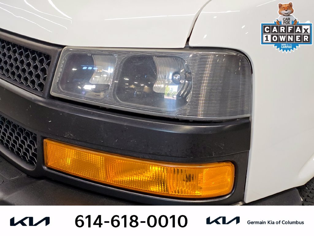 Used 2020 Chevrolet Express 3500 w/ Driver Convenience Package RWD image 14