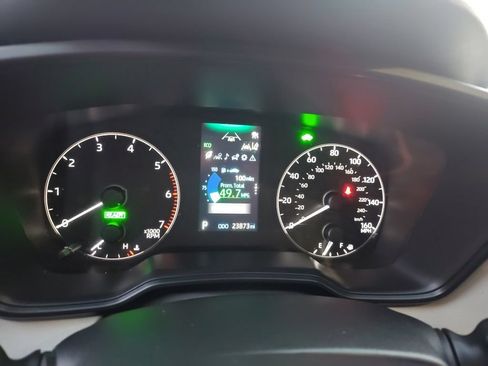 Used 2024 Toyota Corolla LE FWD image 8