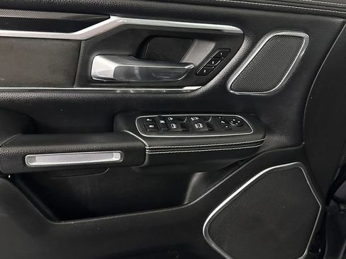 Used 2022 RAM 1500 Laramie AWD/4WD image 9