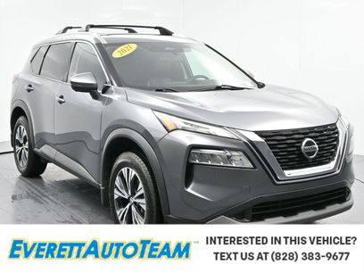 Used 2021 Nissan Rogue SV w/ Premium Package