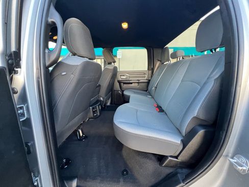 Used 2022 RAM 2500 Big Horn AWD/4WD image 17