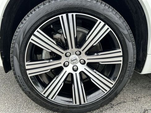 Certified 2023 Volvo XC90 B6 Ultimate w/ Protection Package AWD/4WD image 10
