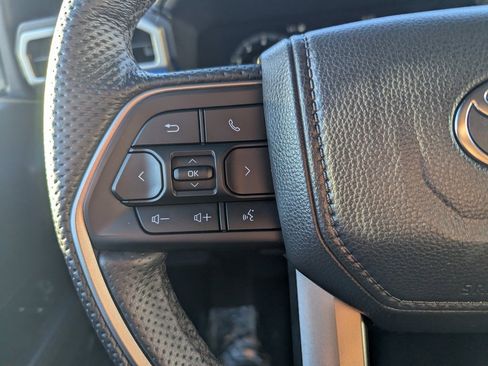 Used 2025 Toyota Tacoma TRD Off-Road image 24