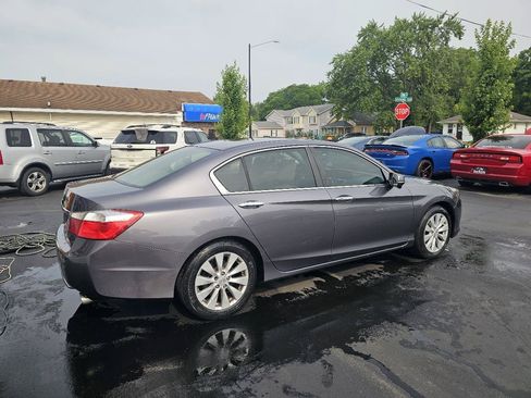 Used 2015 Honda Accord EX image 12