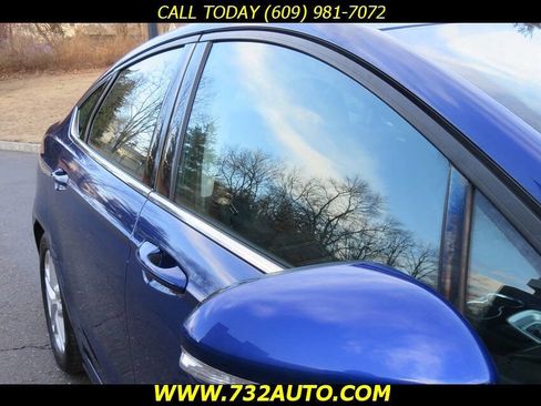 Used 2014 Ford Fusion SE image 20