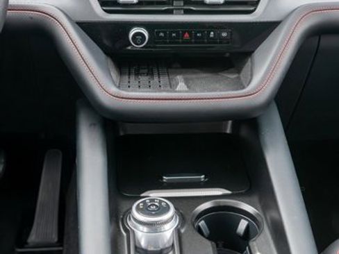 Used 2025 Ford Explorer ST image 17