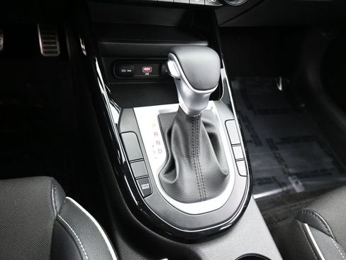 Used 2023 Kia Forte GT-Line image 27