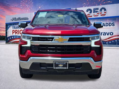 Used 2024 Chevrolet Silverado 1500 LT RWD image 6