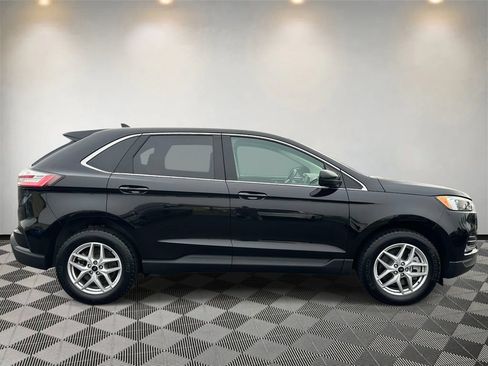 Used 2024 Ford Edge SEL w/ Convenience Package AWD/4WD image 2