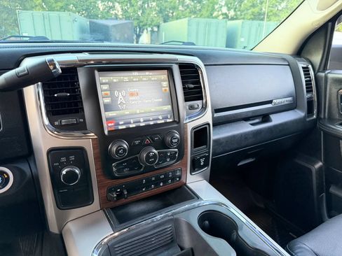 Used 2018 RAM 2500 Laramie AWD/4WD image 24