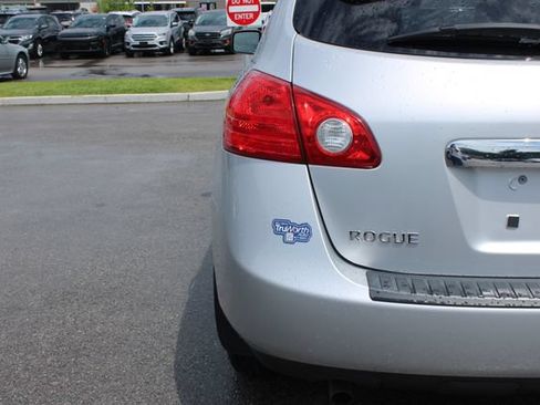 Used 2013 Nissan Rogue S w/ Special Edition Pkg FWD image 40