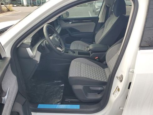 New 2026 Volkswagen Tiguan S FWD image 15