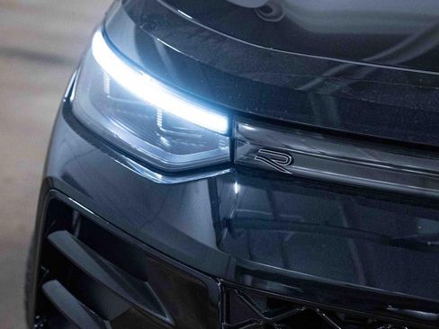 New 2026 Volkswagen Tiguan SE R-Line AWD/4WD image 3