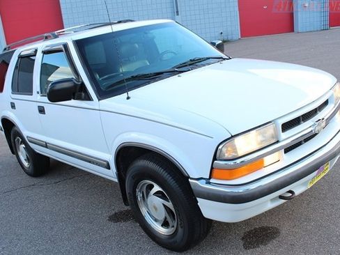 Used 1999 Chevrolet Blazer LT image 40