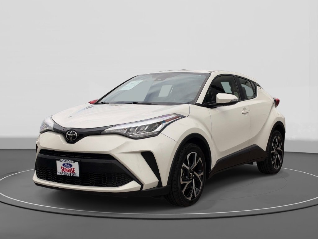 Used 2021 Toyota C-HR XLE FWD image 1