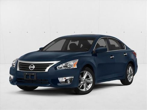Used 2013 Nissan Altima 2.5 SV FWD image 1