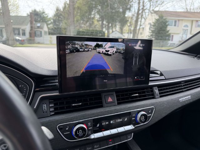 Used 2023 Audi A4 2.0T Premium AWD/4WD image 29
