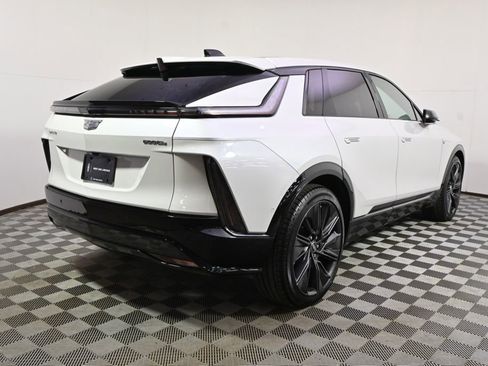 New 2025 Cadillac Lyriq Sport w/ Nappa Leather Package AWD/4WD image 6