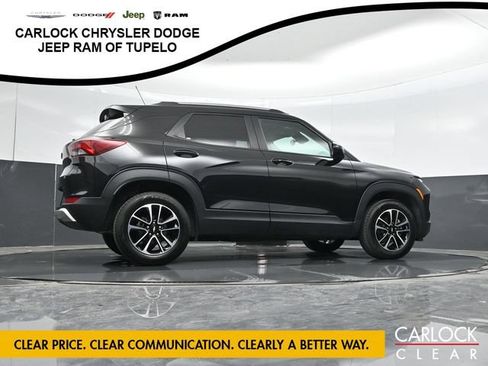 Used 2025 Chevrolet TrailBlazer LT AWD/4WD image 41