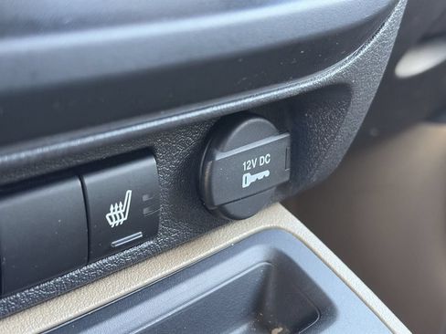 Used 2016 Jeep Patriot High Altitude FWD image 26