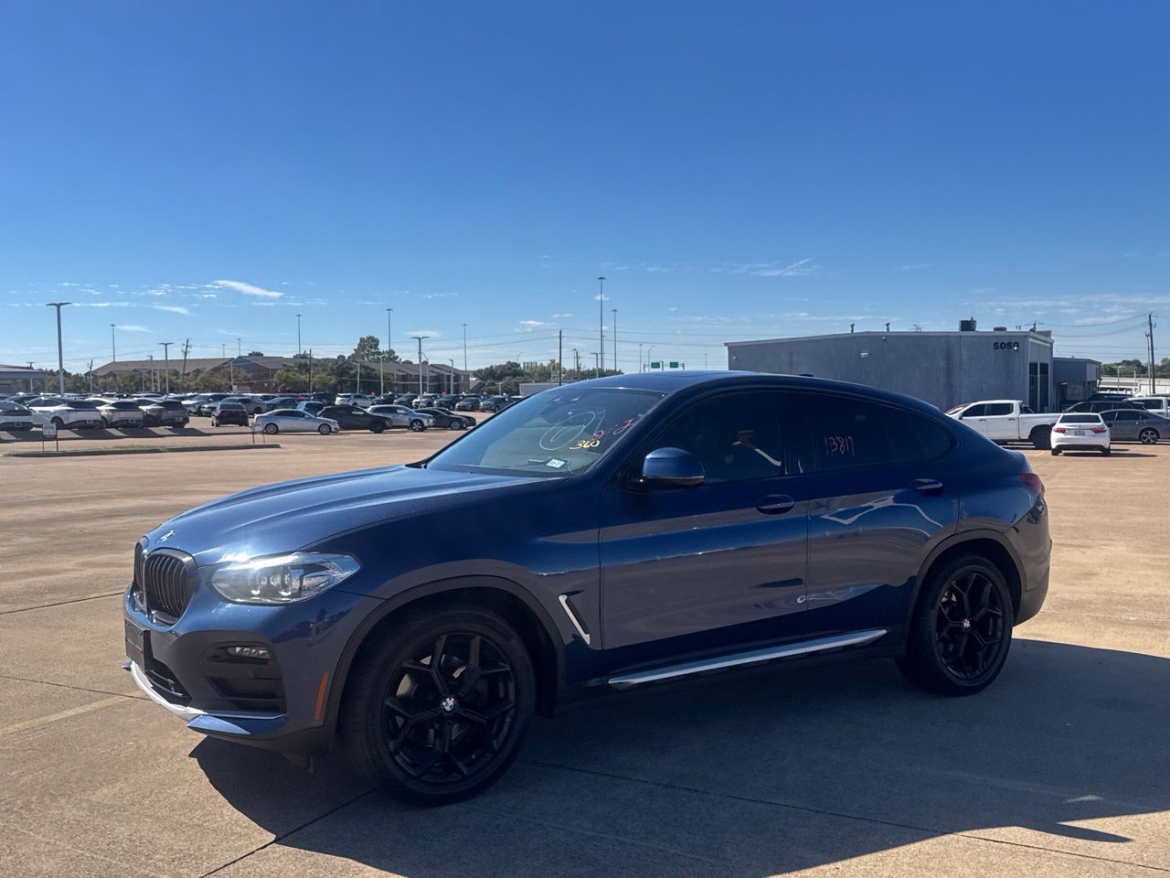 Used 2021 BMW X4 xDrive30i AWD/4WD image 11