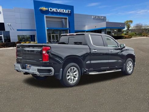 Used 2021 Chevrolet Silverado 1500 LTZ w/ LTZ Premium Package AWD/4WD image 27