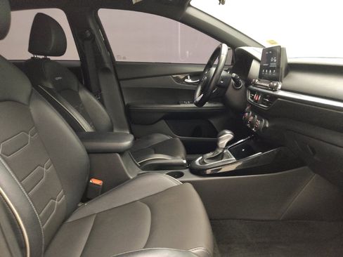 Used 2021 Kia Forte GT-Line FWD image 21