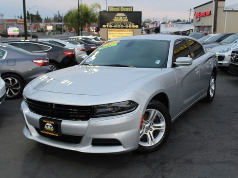 Used 2020 Dodge Charger SXT image 35