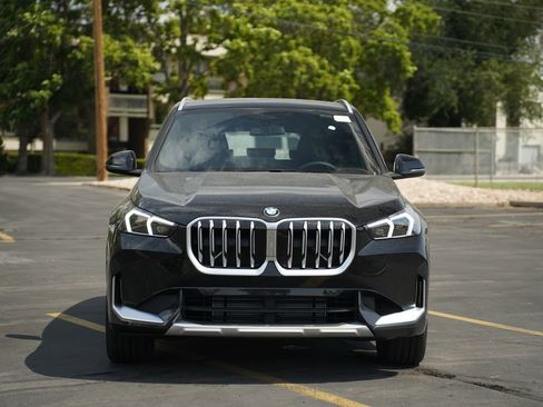 New 2026 BMW X1 xDrive28i w/ Convenience Package AWD/4WD image 8