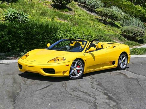 Used 2001 Ferrari 360 Spider RWD image 2