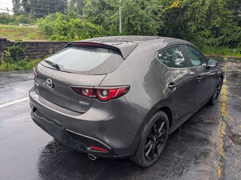 Used 2025 MAZDA MAZDA3 s Sport FWD image 8