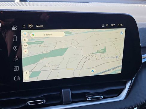 New 2026 Chevrolet Equinox LT w/ Convenience Package II AWD/4WD image 13