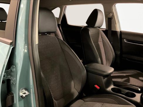 Used 2025 Kia Seltos S image 28
