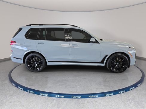 Used 2024 BMW X7 xDrive40i w/ M Sport Package image 6