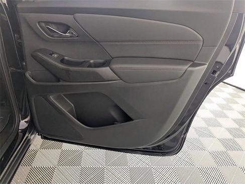 Certified 2023 Chevrolet Traverse RS w/ LPO, Floor Liner Package image 33