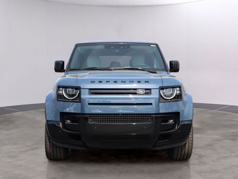 New 2026 Land Rover Defender 110 X-Dynamic SE AWD/4WD image 2