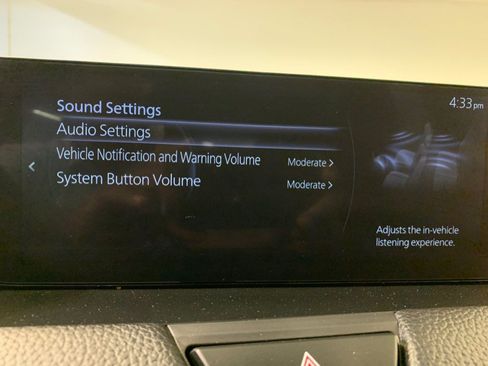 Used 2024 MAZDA CX-90 Plug-In Hybrid w/ Premium Pkg AWD/4WD image 30