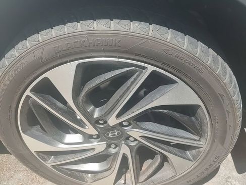Used 2020 Hyundai Tucson Sport FWD image 4