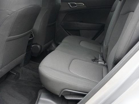 Used 2023 Kia Sportage LX AWD/4WD image 26