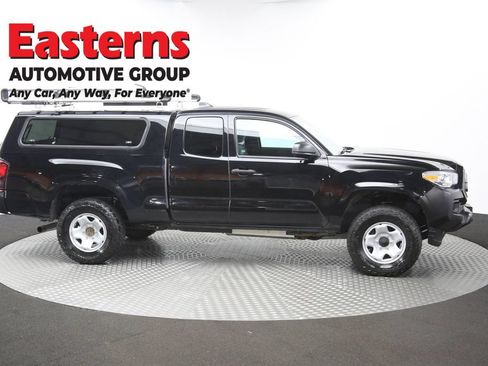 Used 2023 Toyota Tacoma SR AWD/4WD image 44