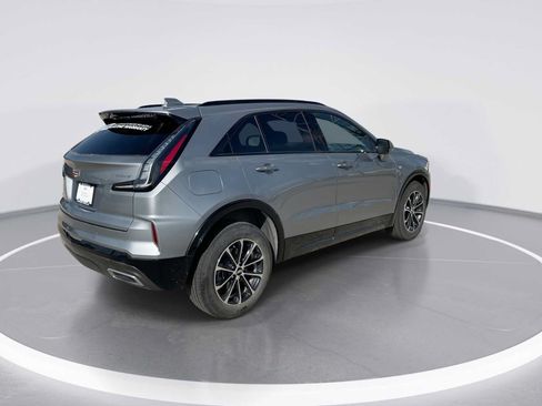 Used 2024 Cadillac XT4 Sport AWD/4WD image 9