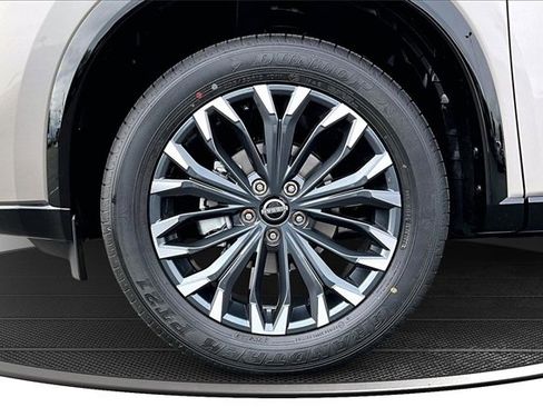 New 2026 Nissan Rogue Platinum image 13