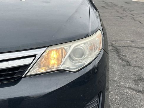 Used 2014 Toyota Camry LE image 3