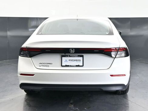 Used 2023 Honda Accord EX image 6