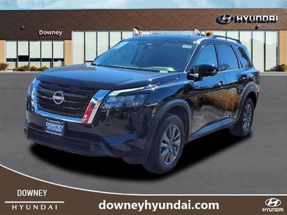 Used 2024 Nissan Pathfinder SV