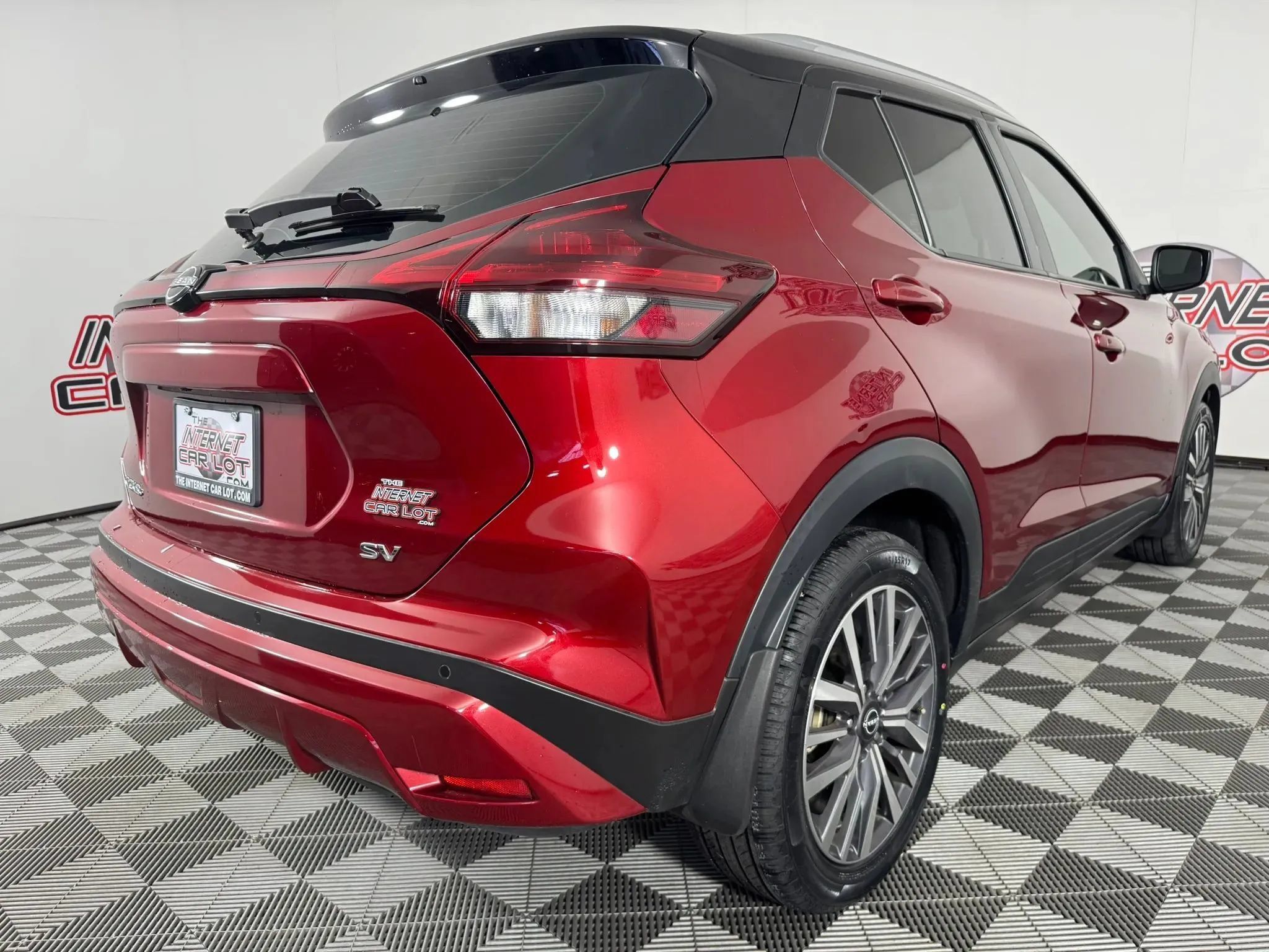 Used 2023 Nissan Kicks SV FWD image 27
